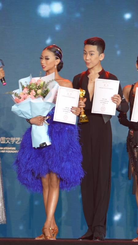 王崇墨李茉晗#你们最爱的墨茉组合,答谢表演来了