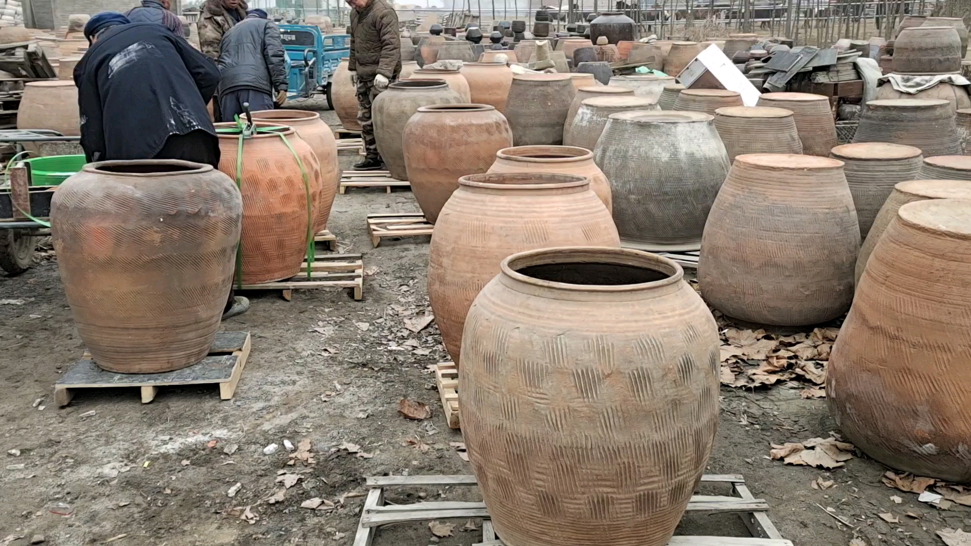 农村老土缸,景区装饰
