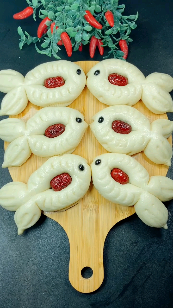 美食看中国#春节必备鱼花馍,寓意年年有余红红火火!-度小视