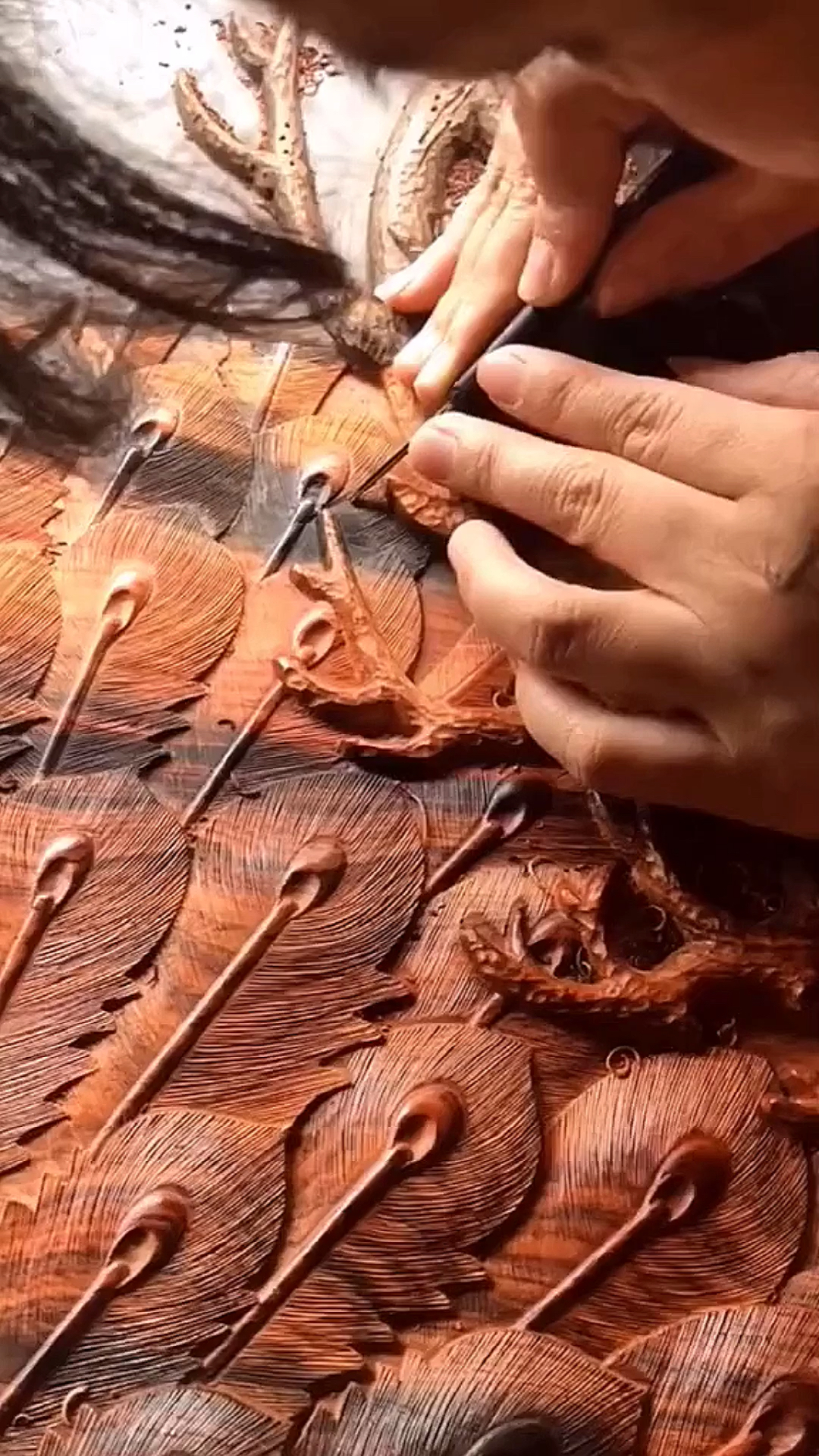 需要十几年的老师傅一刀一刀精细雕刻,不能出现一丝错误,致敬手艺人