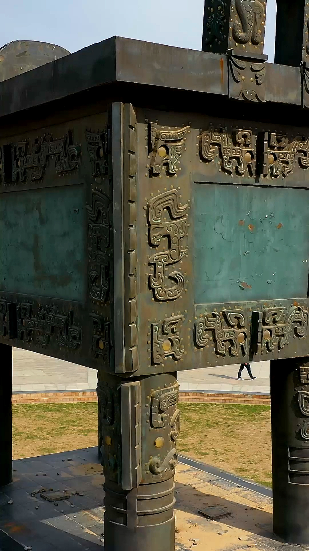 旅行天下第一鼎殷墟司母戊大方鼎