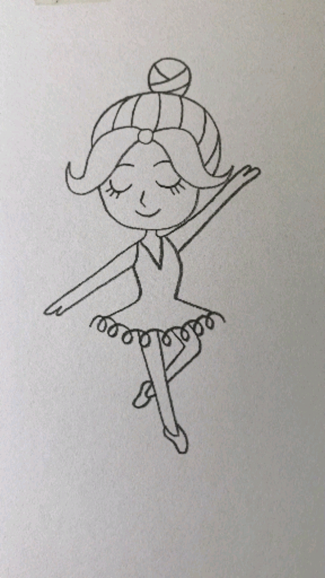 画跳芭蕾舞的小女孩