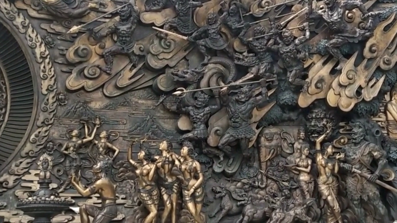 我的私藏景点#无锡灵山降魔浮雕记载着佛祖降魔成道的故事由紫铜对祆