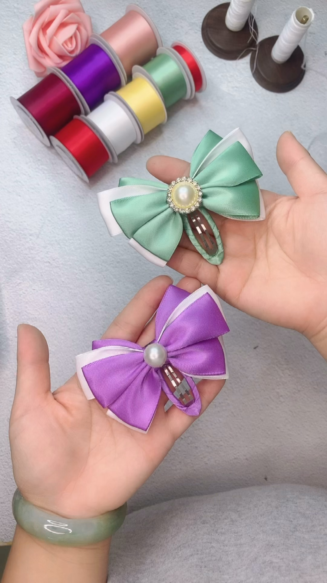 蝴蝶结教程#来试试其他颜色和白色的搭配吧