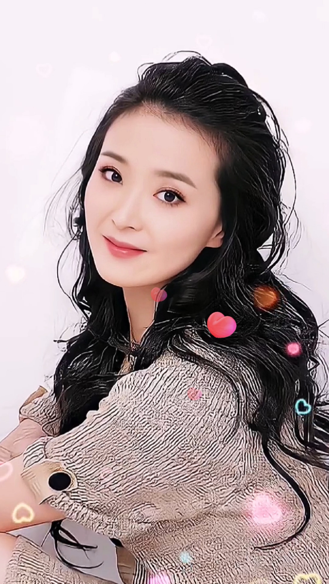 娱乐圈明星大侦探王艳1974年2月11日出生于山东省青岛市中国内地影视