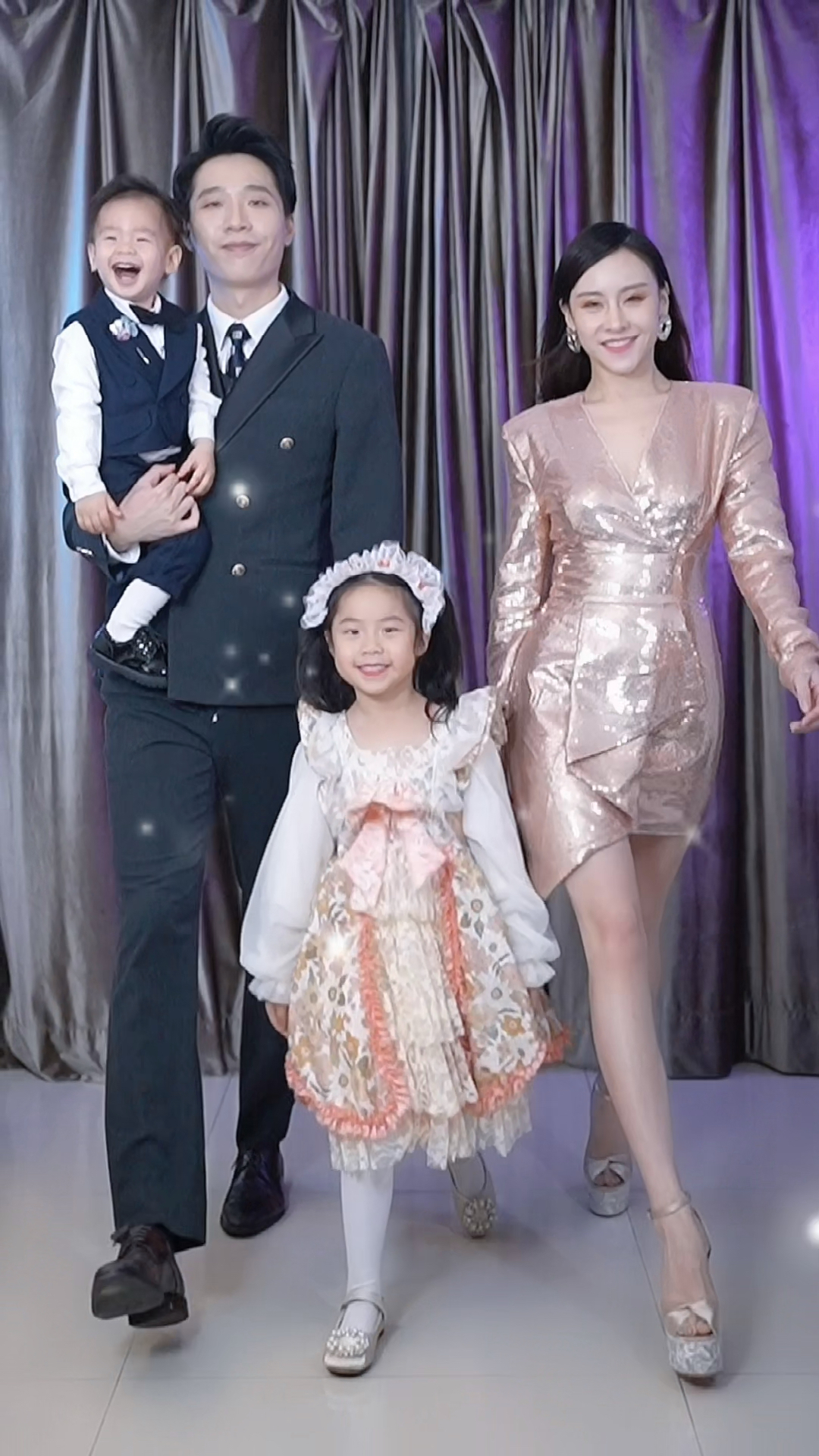 掌柜夫妇是时候重新认识我们一家了