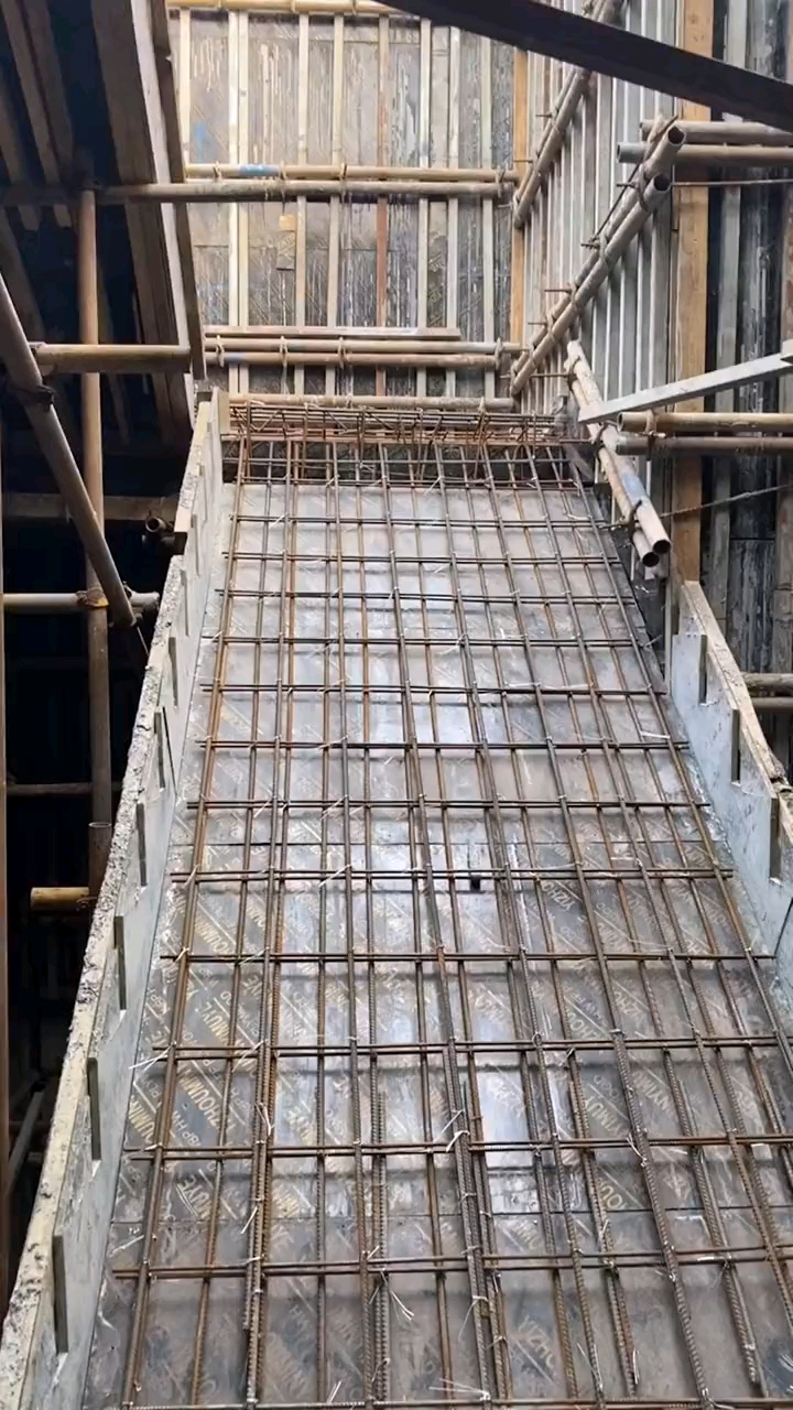 钢筋混凝土#钢筋工脑洞大开,楼梯筋这样设计没得说.