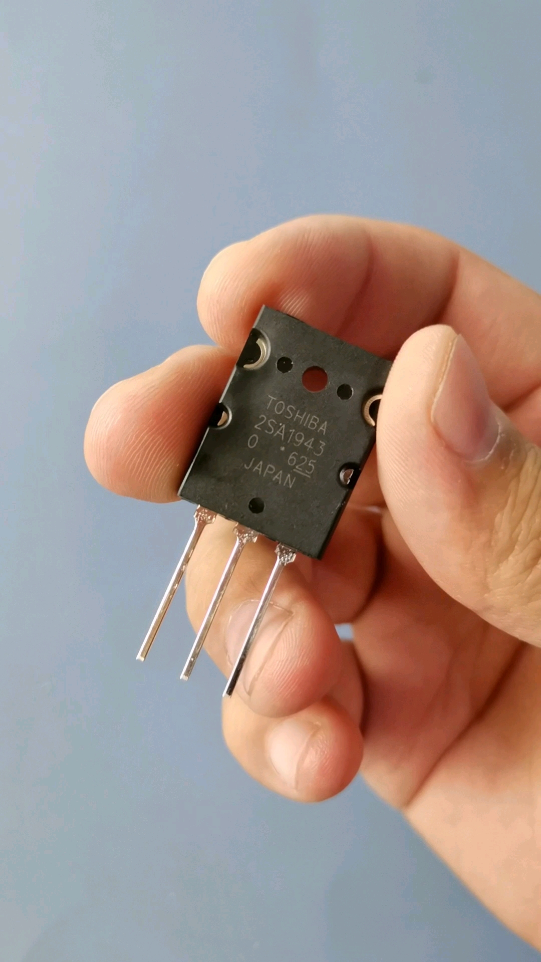 如何判断三极管的管型是pnp的还是npn的呢-度小视