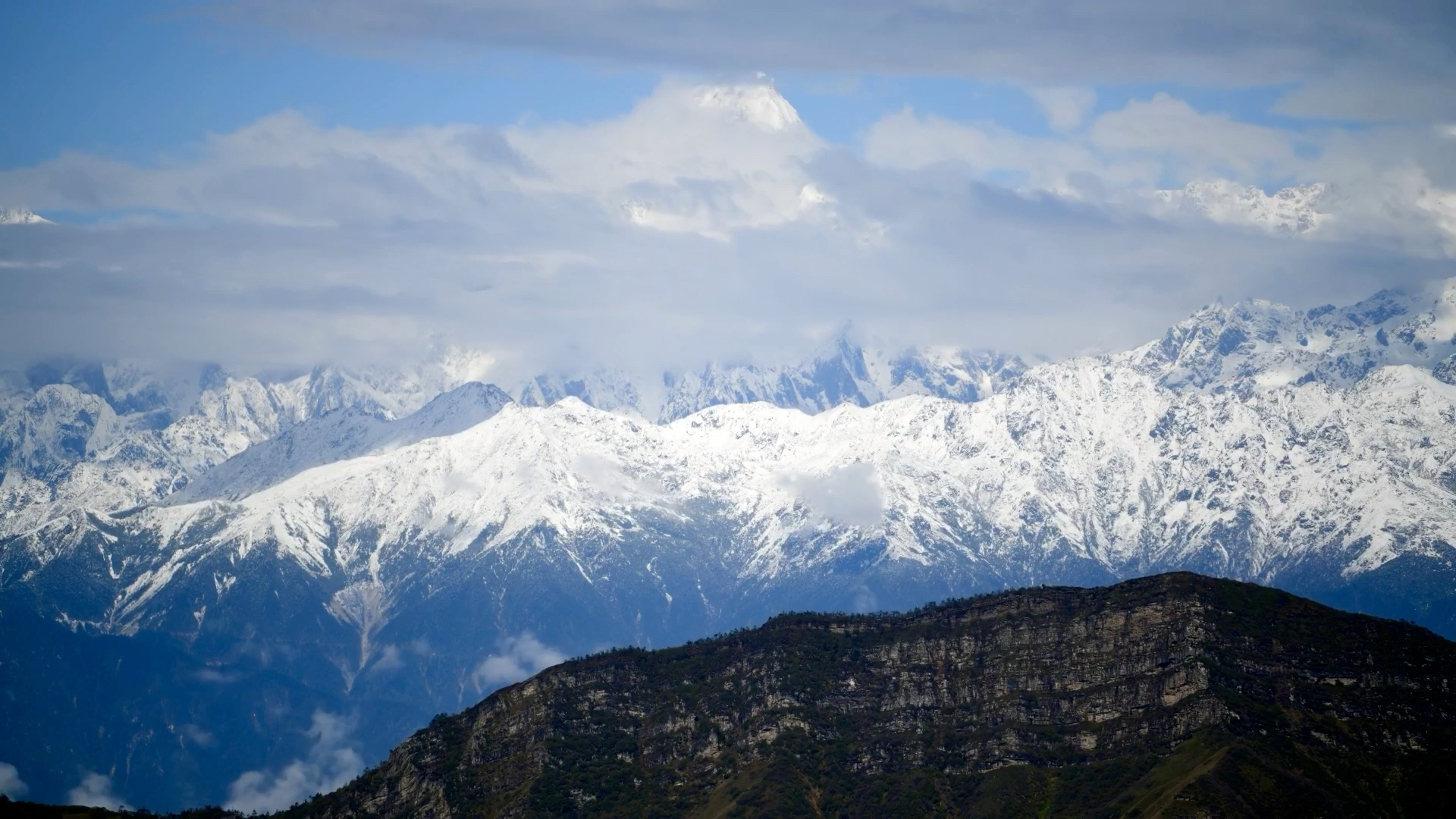 贡嘎群峰·光头山摄影