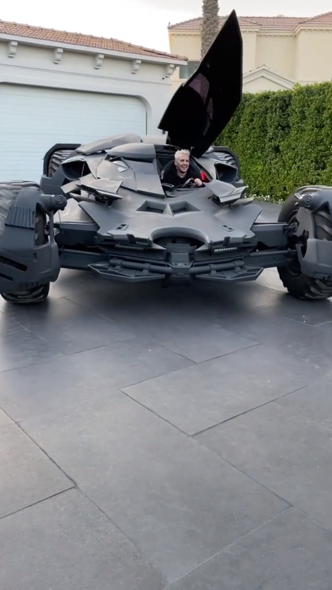 现实中的蝙蝠车?