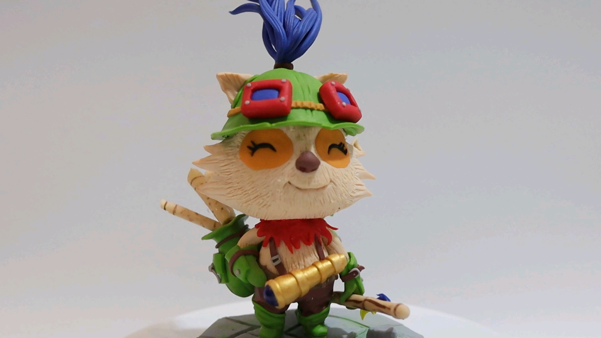 寻找最牛手艺人#自制提莫迅捷斥候,英雄联盟手办