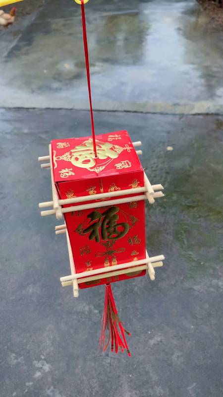 用红包和筷子做简单的古风灯笼,材料家里都有-度小视
