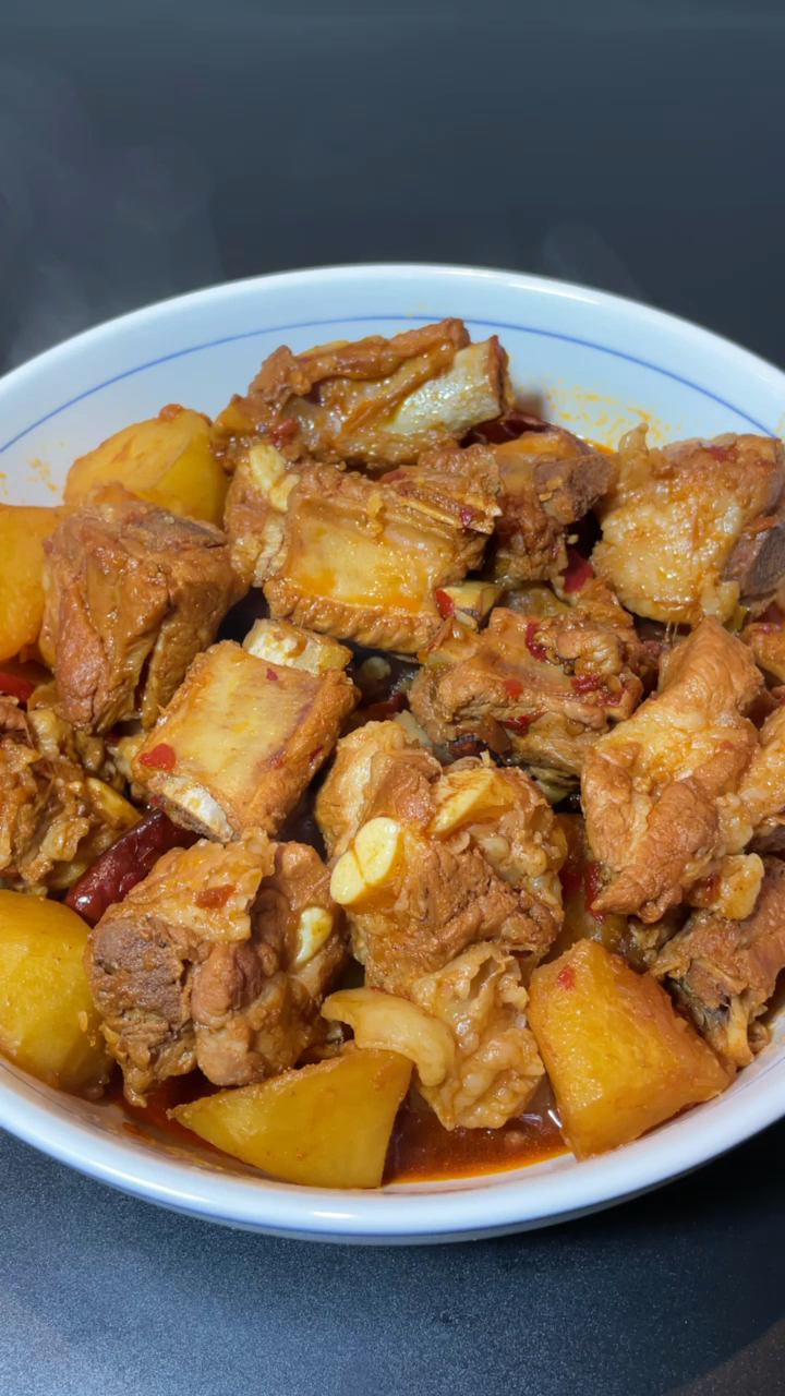 大同人的菜排骨炖土豆做法简单又美味
