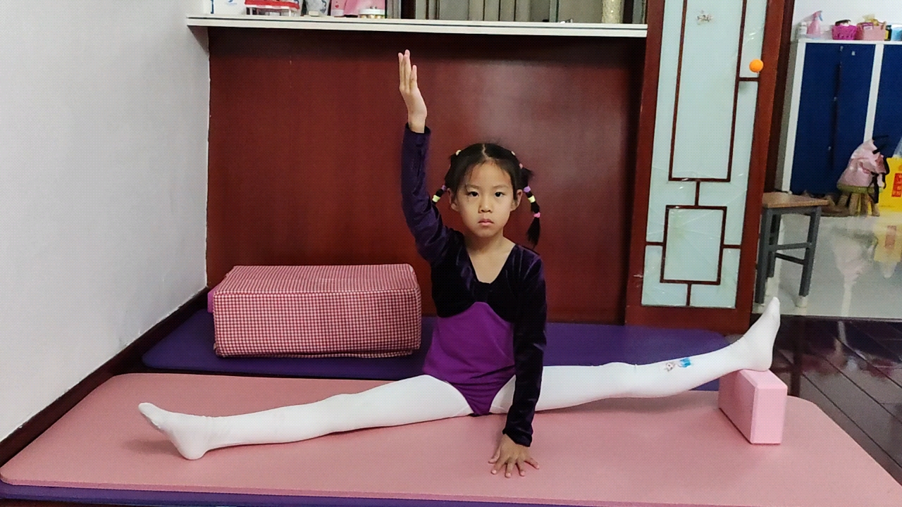 全民独门绝技咖#舞蹈基本功压腿