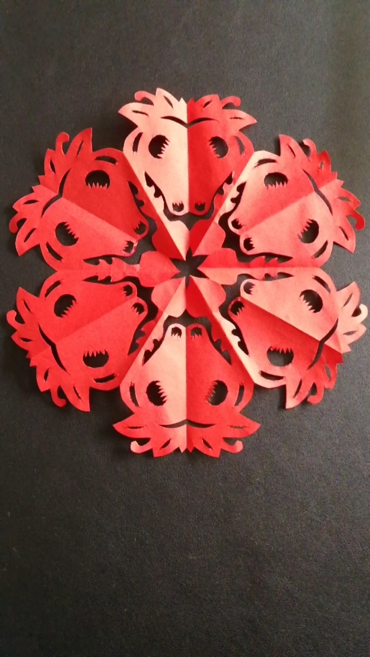 民间艺术#一学就会的六角剪纸窗花.