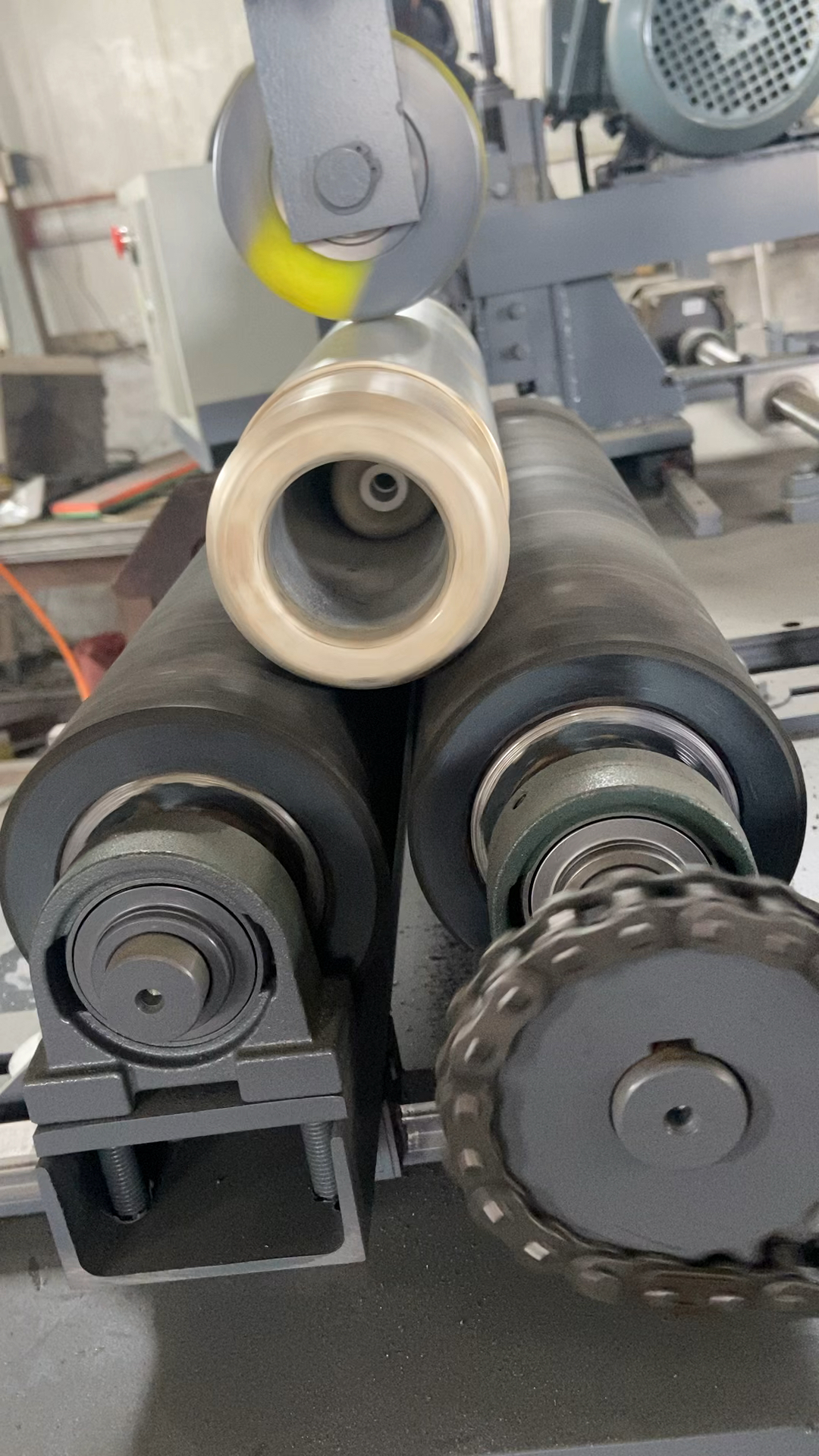 内圆抛光机#客户定做内孔抛光机,试机