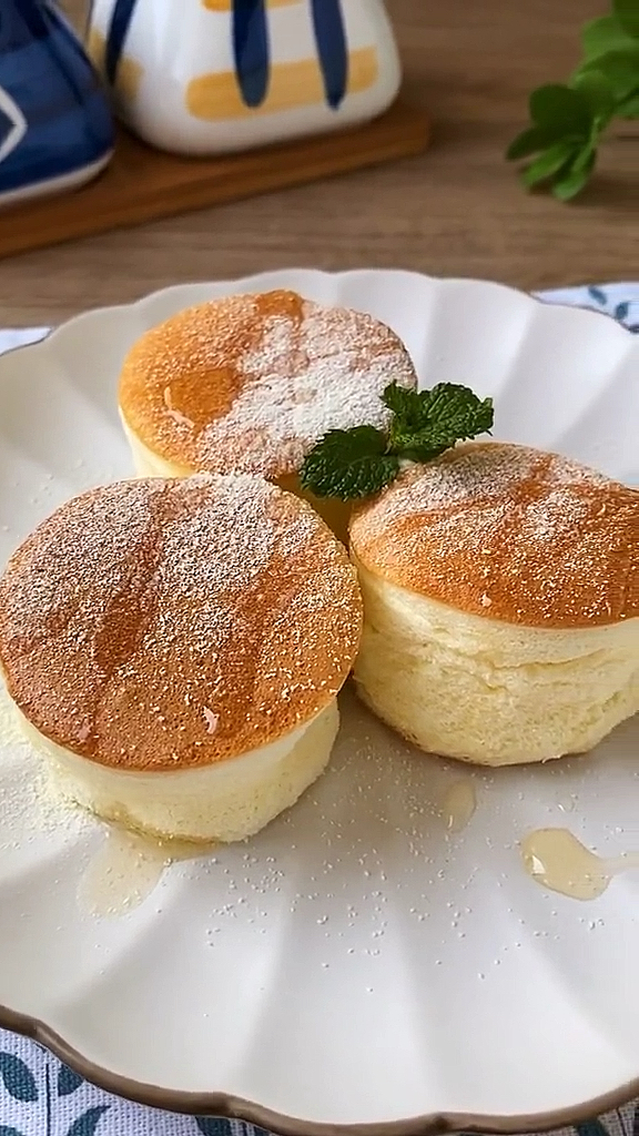 优秀如我#早餐一杯牛奶,一份自制舒芙蕾蛋糕,完美-全民小视频