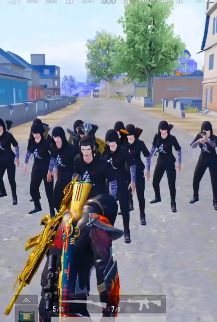 大吉大利今晚吃鸡#独自一人对抗黑衣军黑衣军