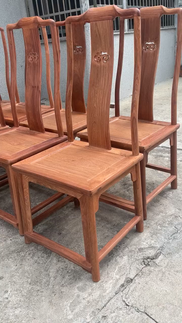 古典红木家具#缅甸花梨官帽椅-度小视