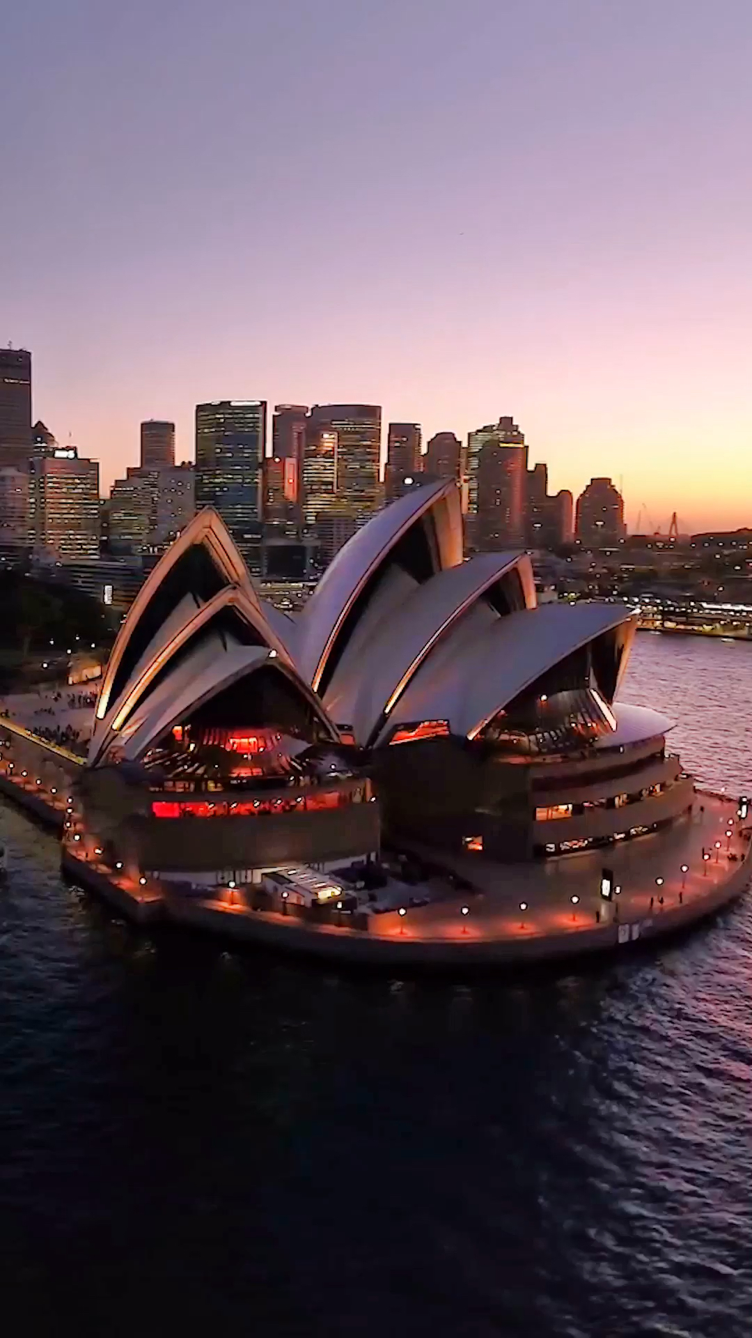 悉尼澳大利亚悉尼位于澳大利亚东南沿岸被誉为南半球的纽约