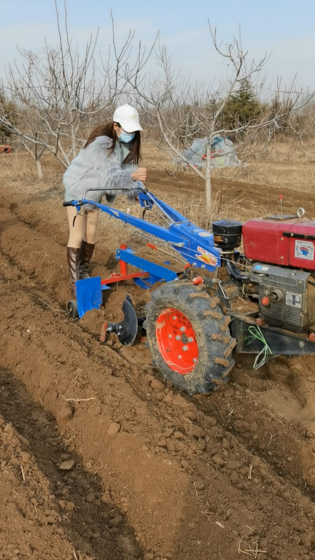 起垄机#手扶车带旋耕起垄机宽20-100可以调高30适合10121151手扶车