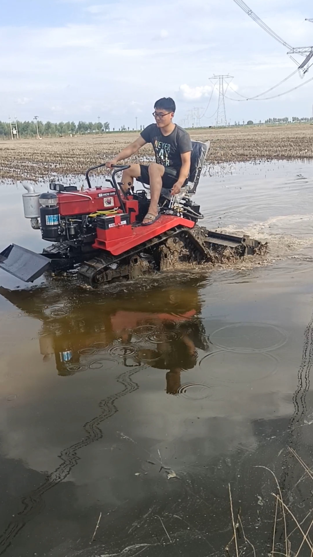 水旱兩用微耕機,馬力強勁旋耕效果好