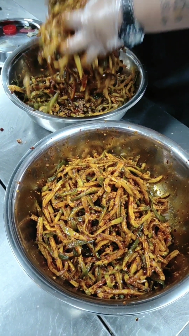 延边朝鲜族咸菜~拌萝卜干