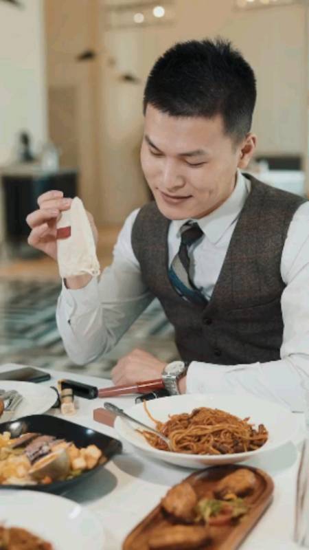 2088次播放.2021-02-13 21 举报 东方晓斌 8.