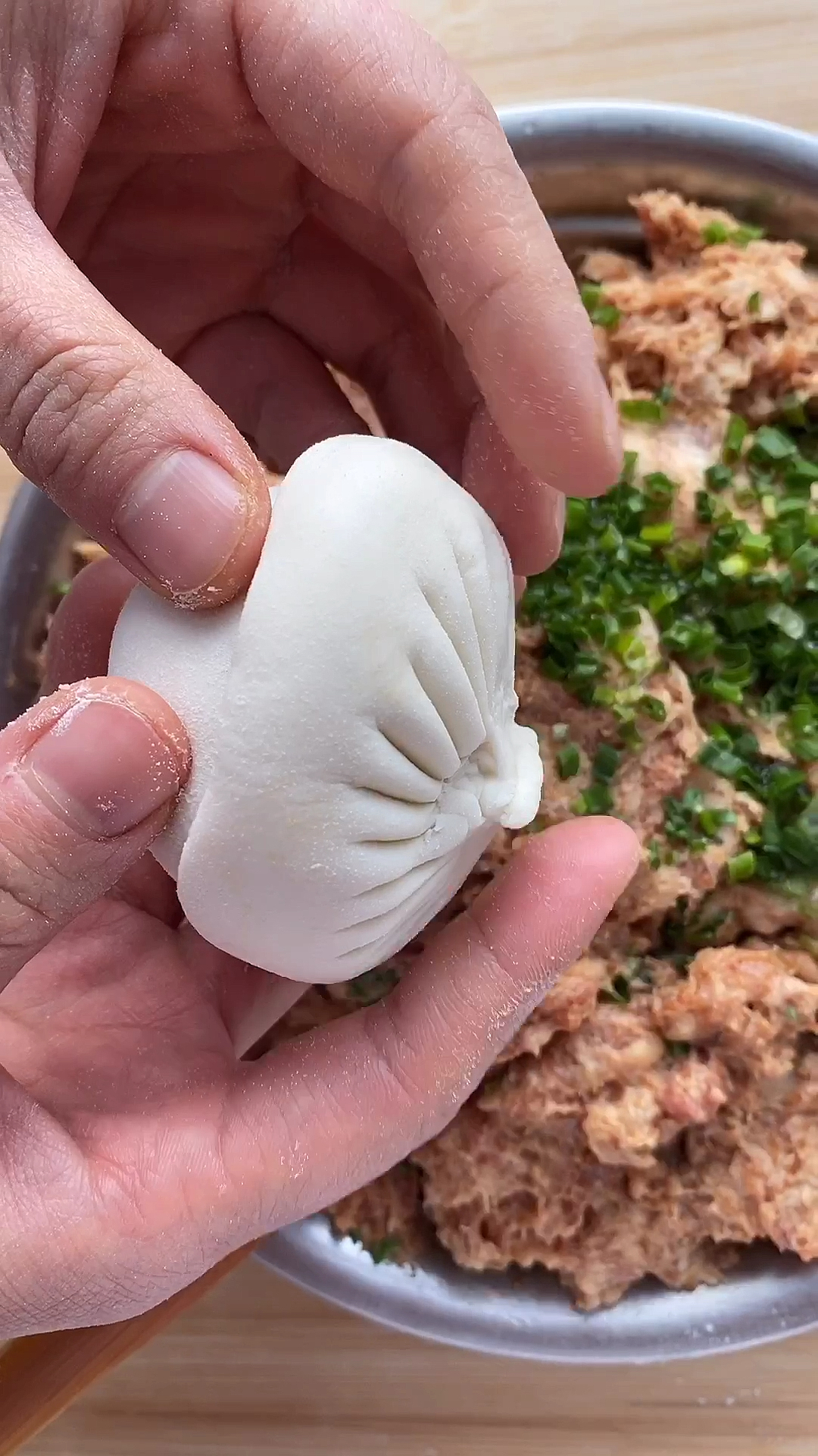 来个漂亮的葫芦包子