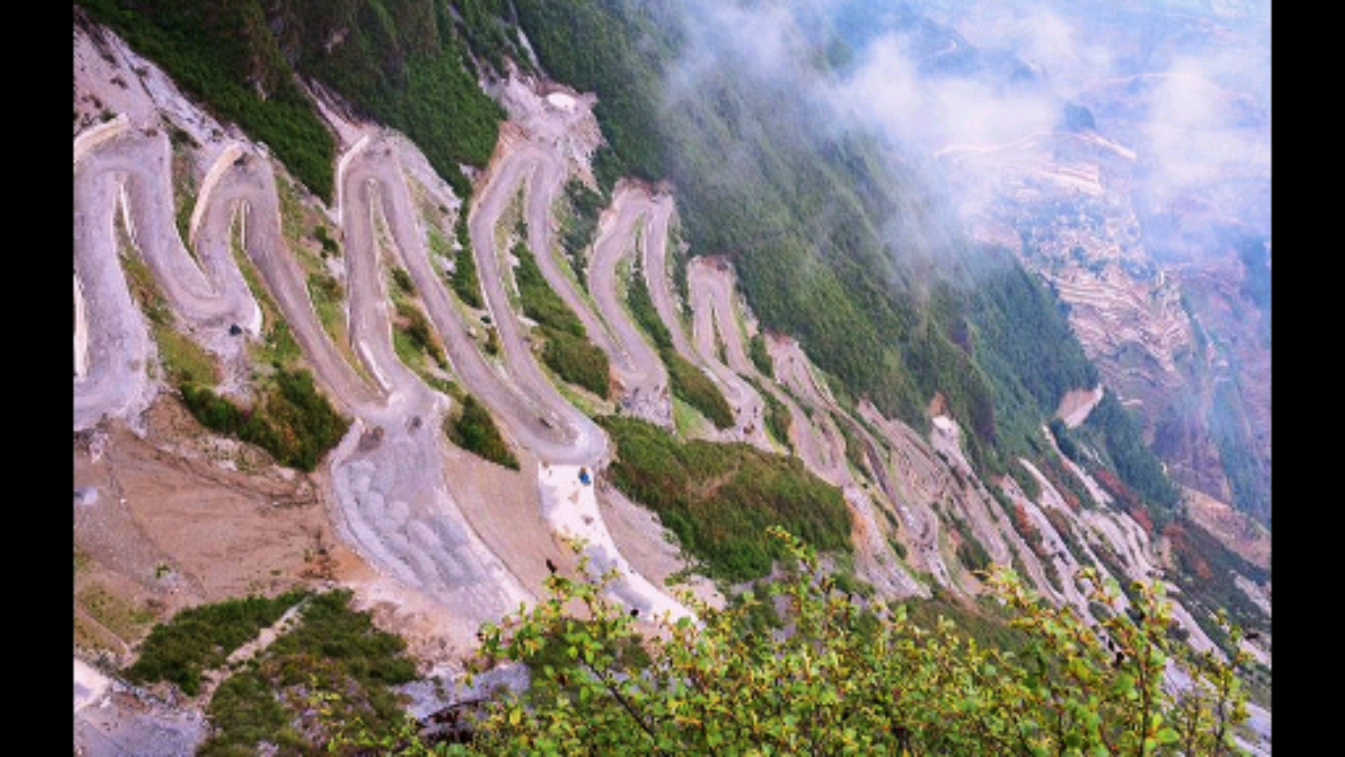自驾出游#东川紫霞宫,全国海拔最高的道观3230米,5公里盘山路海拔