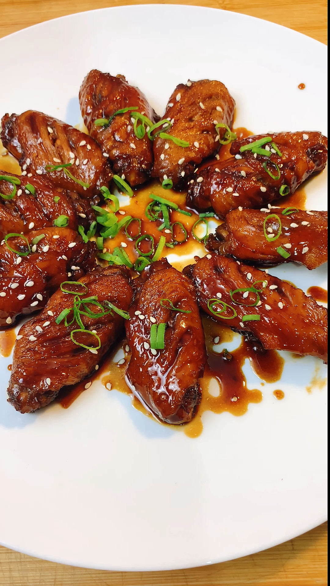 秀出你的拿手菜#可乐鸡翅简单家常做法,入味不腥气,五个不够吃!