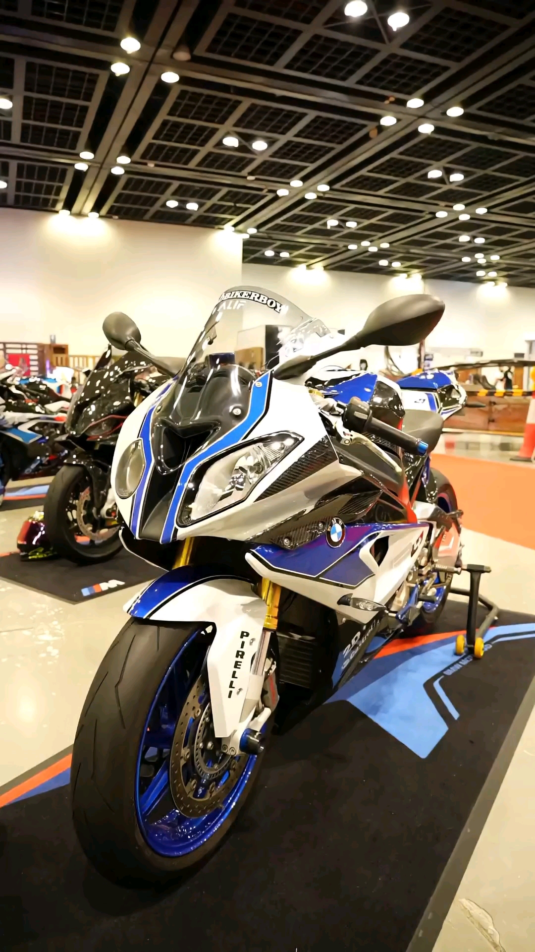 摩托车#宝马hp4重机车