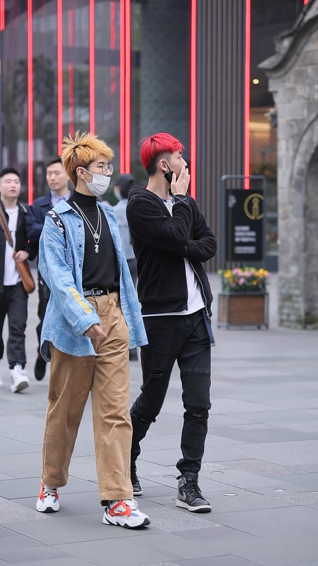 太古里走一走,潮人处处有