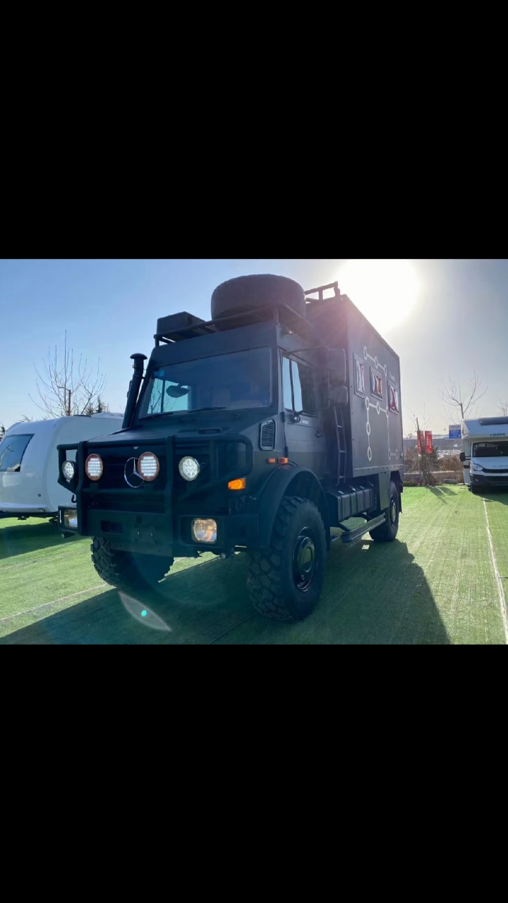 愚人节#最新拿下19年新款乌尼莫克越野之王,专属定制版2万公里新车一