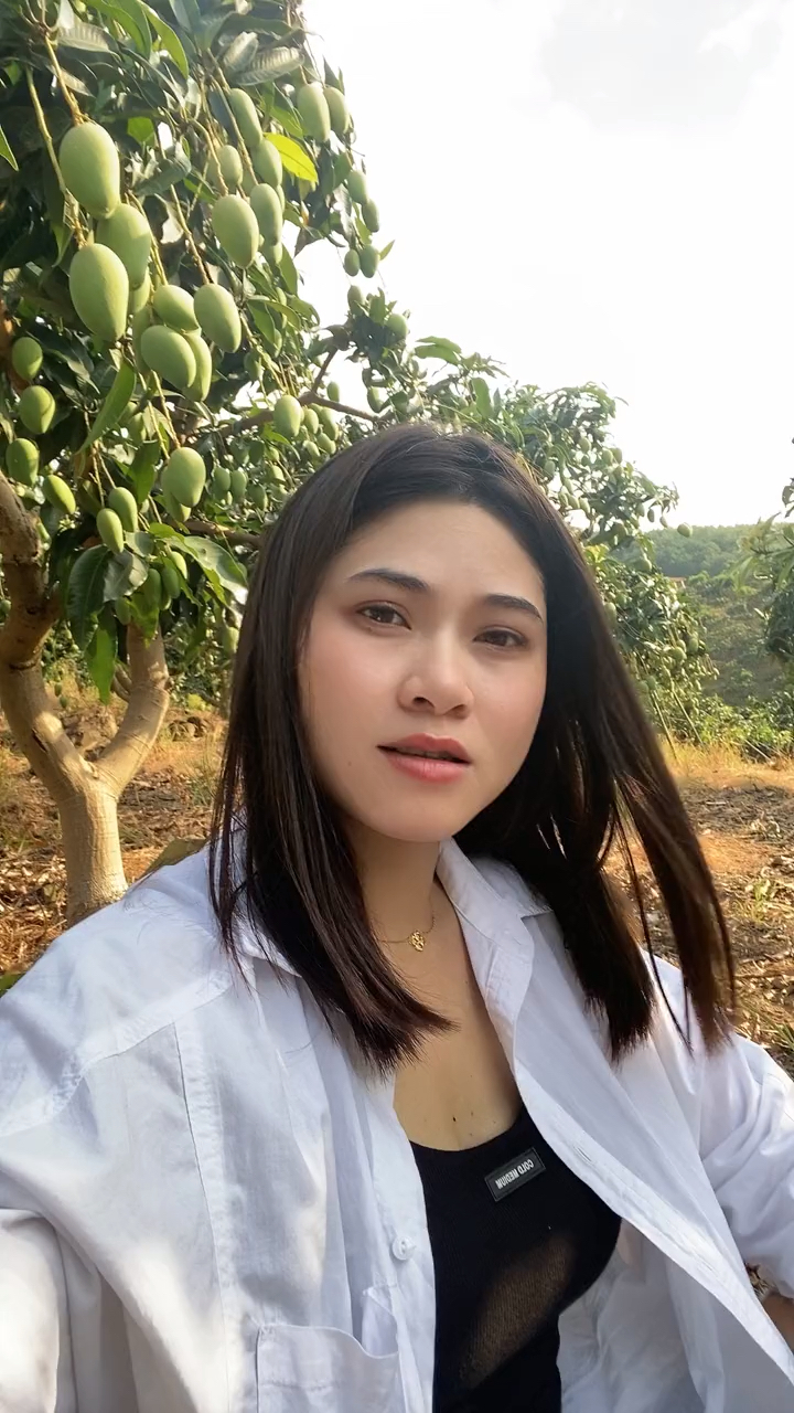 广西山,广西水,广西少妇真的美,夸一句芒果随便吃-度小视