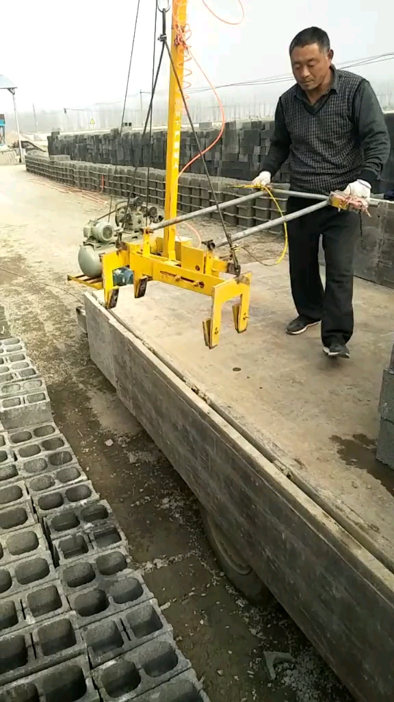 装砖机码砖机吊砖机垛砖机标砖夹砖机空心抓夹砖机空心砖抓砖机空心砖