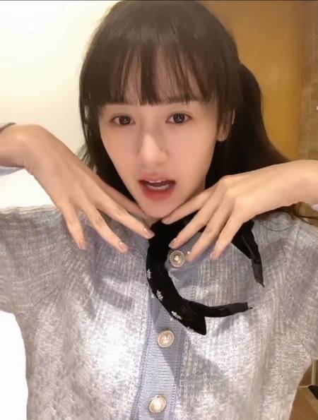 袁冰妍少女心爆棚的袁冰妍袁冰妍素颜好显小