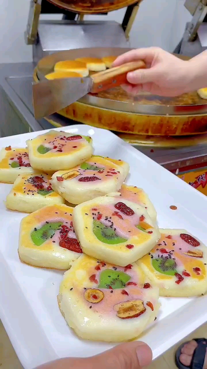 特色美食粗粮果蔬饼,美得像画一样而且又好吃!