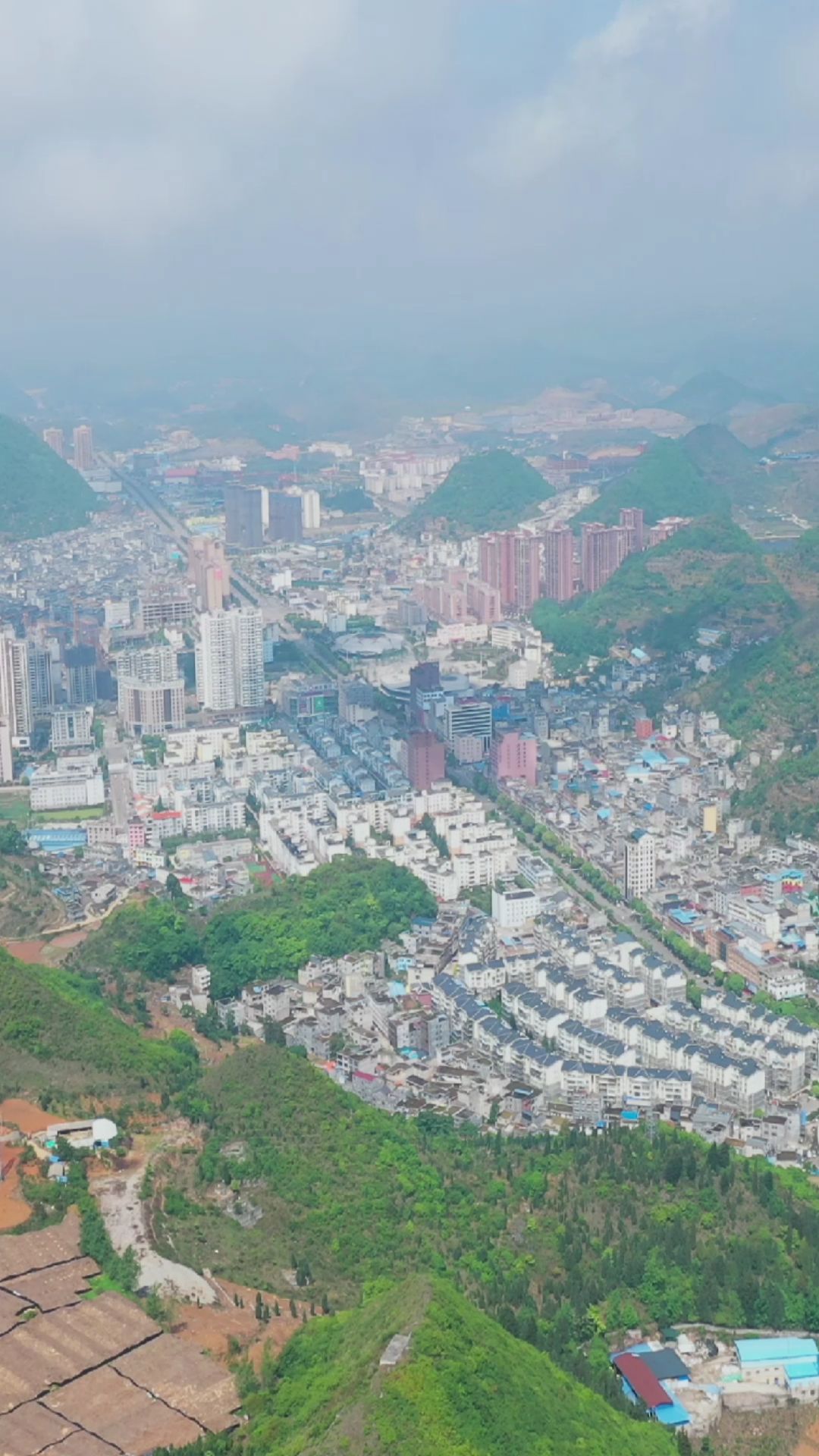 五一出游记#航拍贵州安龙县,黔西南州下辖县之一,历史文化名城