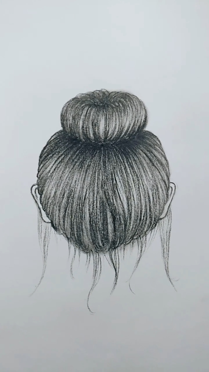 丸子头女神,绝对的背影杀手,铅笔就位准备开始