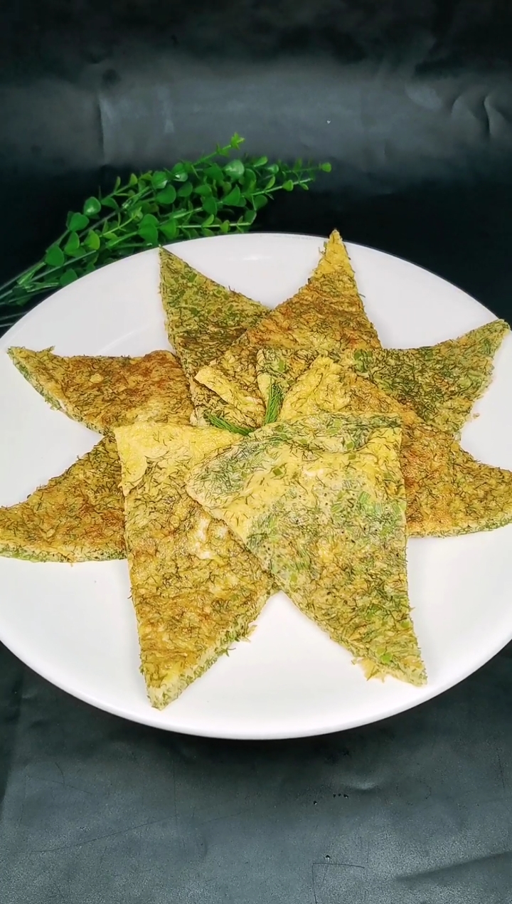 美食#茴香鸡蛋饼