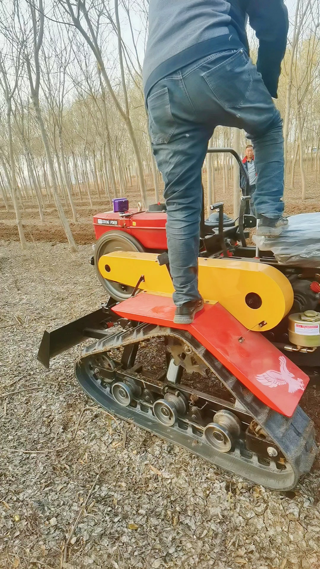 前推土后旋耕开沟施肥一体机