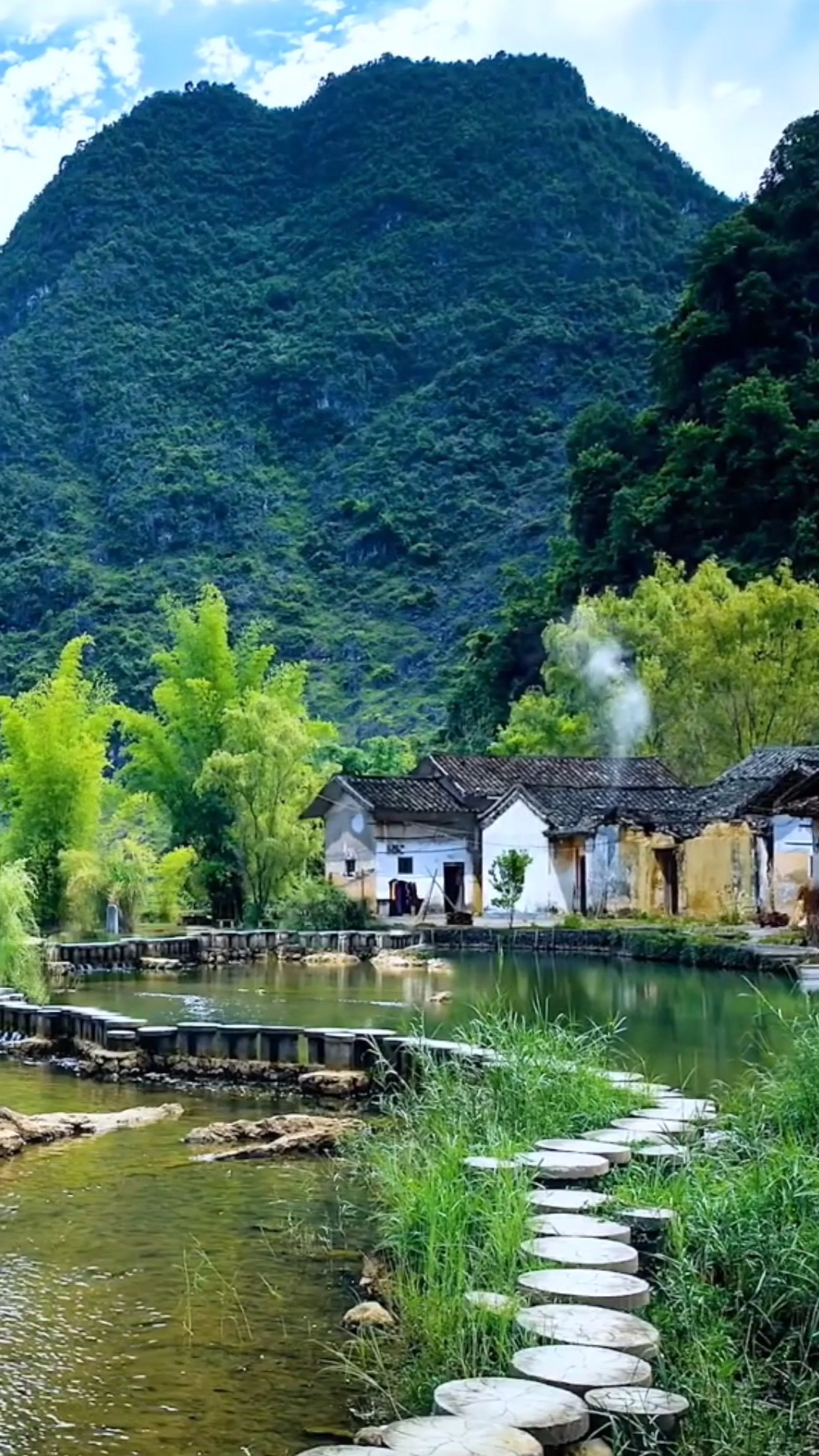 这是多少人梦想的地方大山下小屋池塘边炊烟升起陶渊明笔下的世外桃源