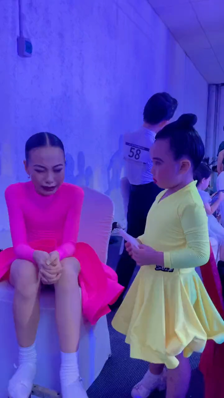 拉丁舞#暖心又可爱的小不点,又一次圈粉小辣目洋子