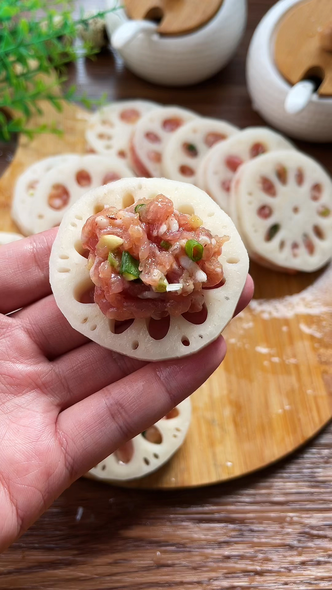 炸藕盒这样做个个都香酥脆嫩,好吃到没盆友