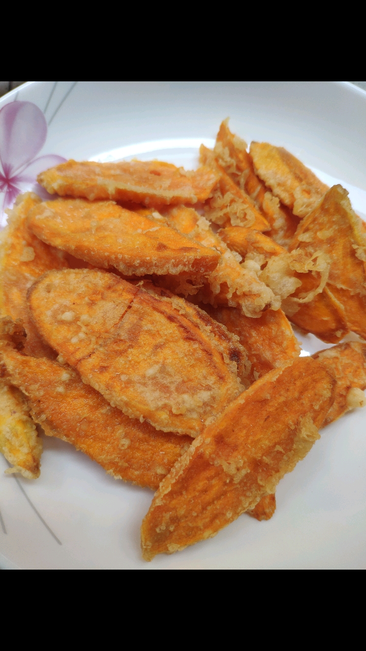 美食看中国#挂糊炸红薯片,手工小零食