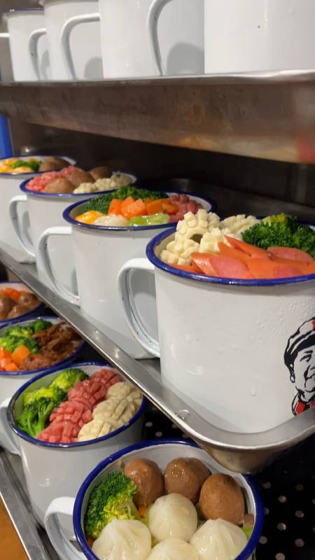 创业#辞掉销售经理工作,开店做茶缸饭,每天堂食外卖忙的不可开交