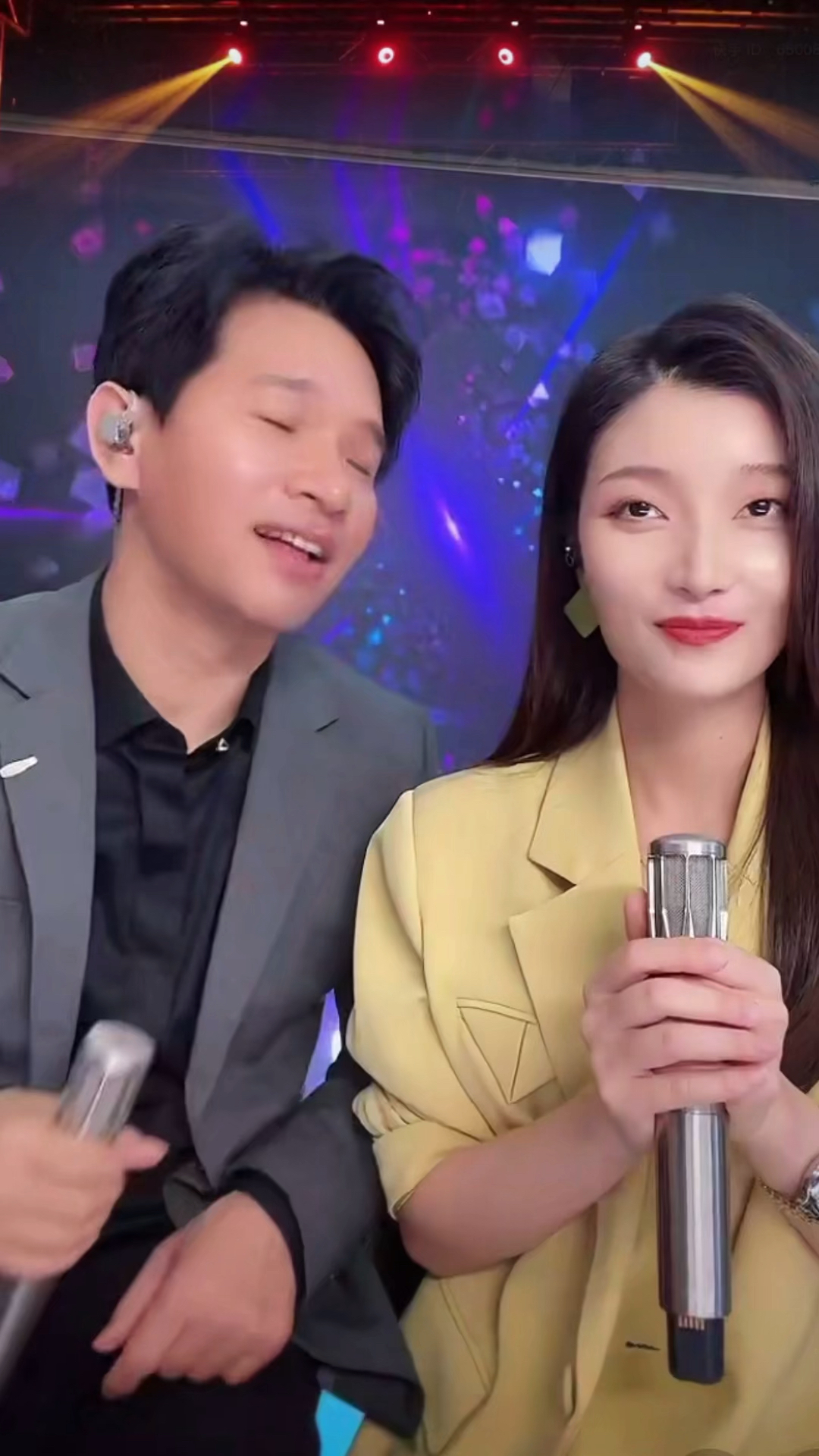 冷漠杨小曼#这歌唱得太好听了《殇雪》-度小视