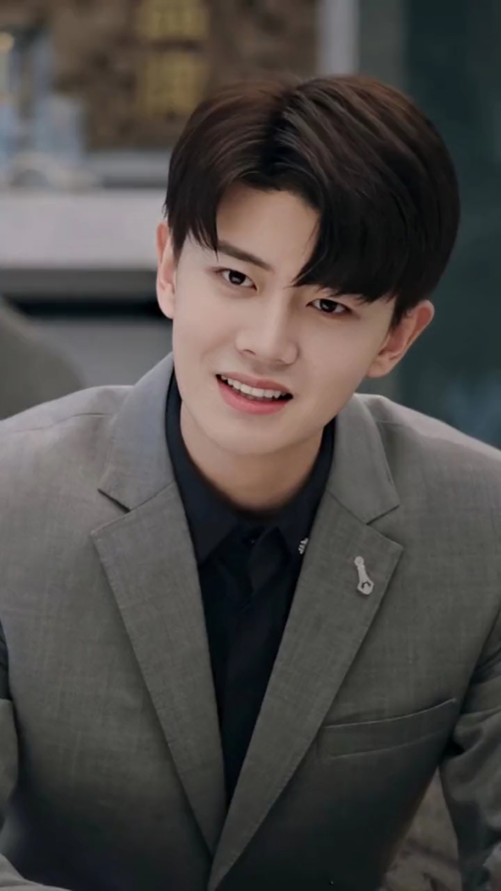 任嘉伦#乌鸦小姐与蜥蜴先生有没有那么一首歌直击心灵,有没有那么一