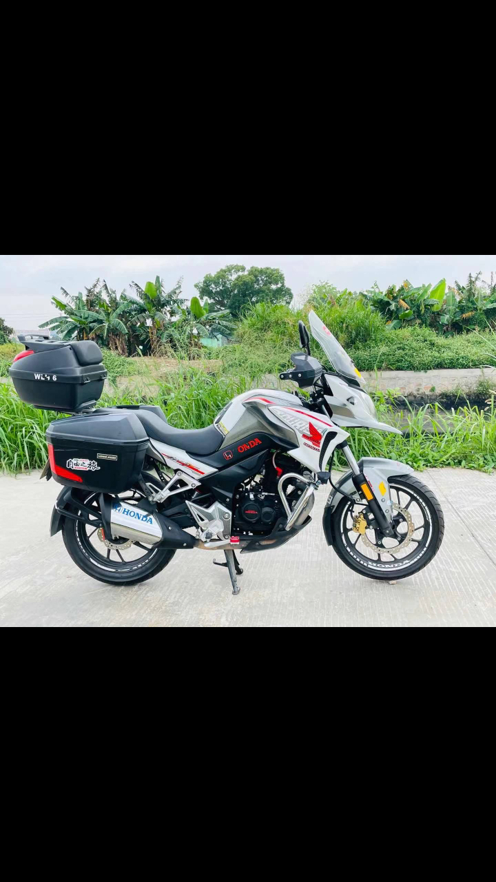 五羊本田猛鸷190拉力车